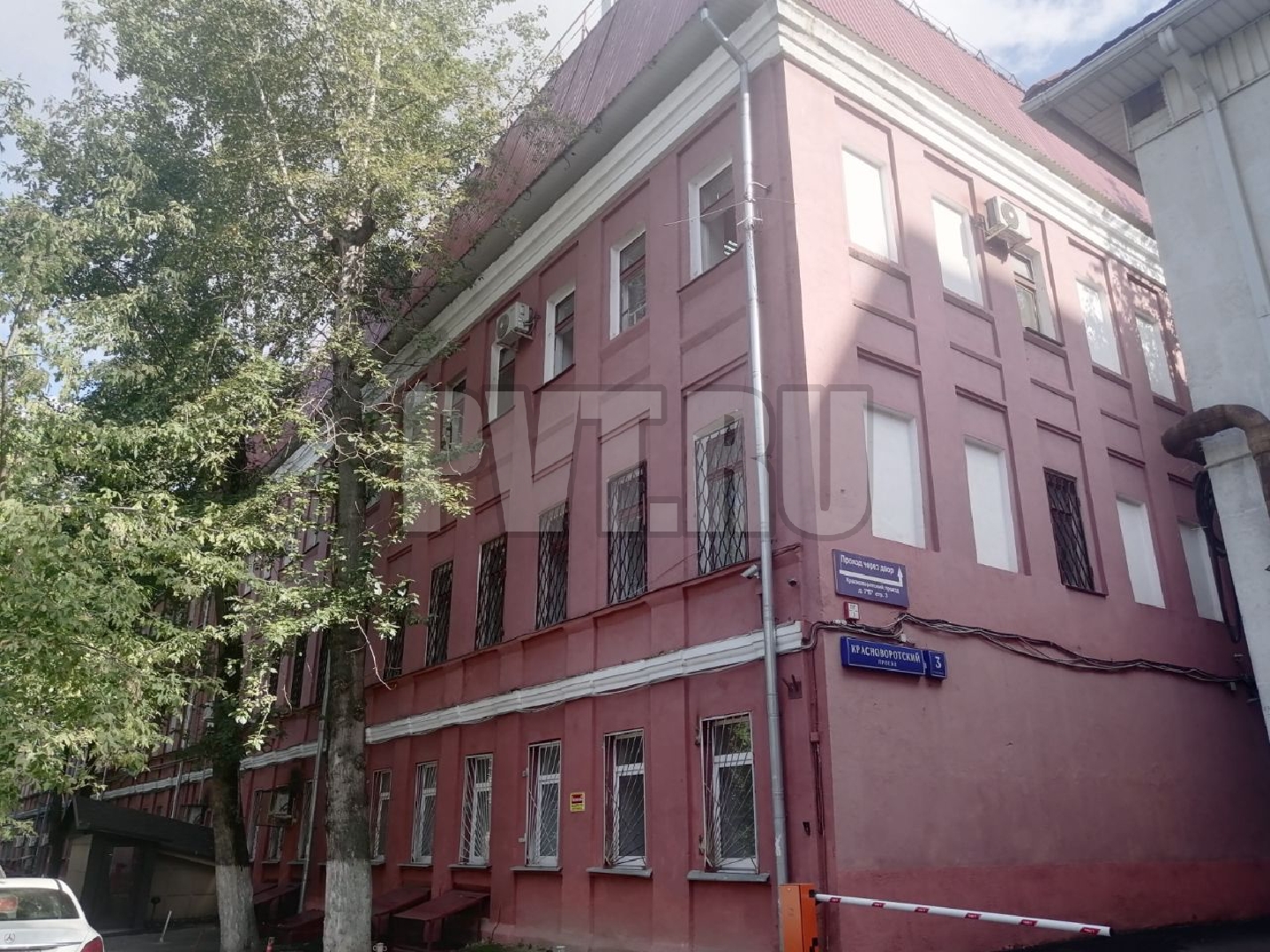 Красноворотский пер., 3с1 